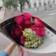 Гортензия с пионами и розами