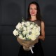 Букет белых роз с эвкалиптом
