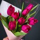 Букет из 9 ярко розовых тюльпанов